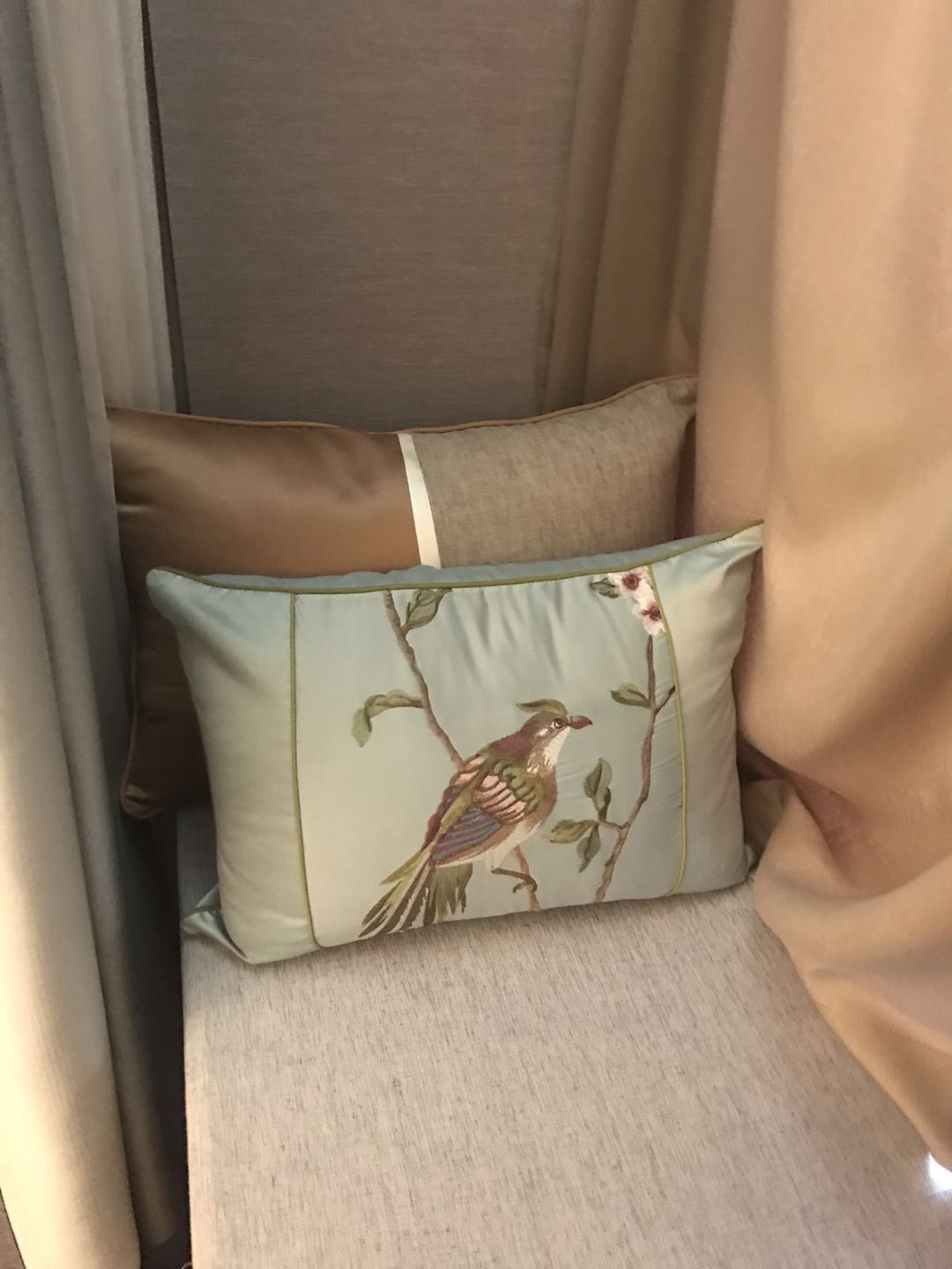 烟台高端休闲会所：独特助浴按摩体验，尽享非凡时光