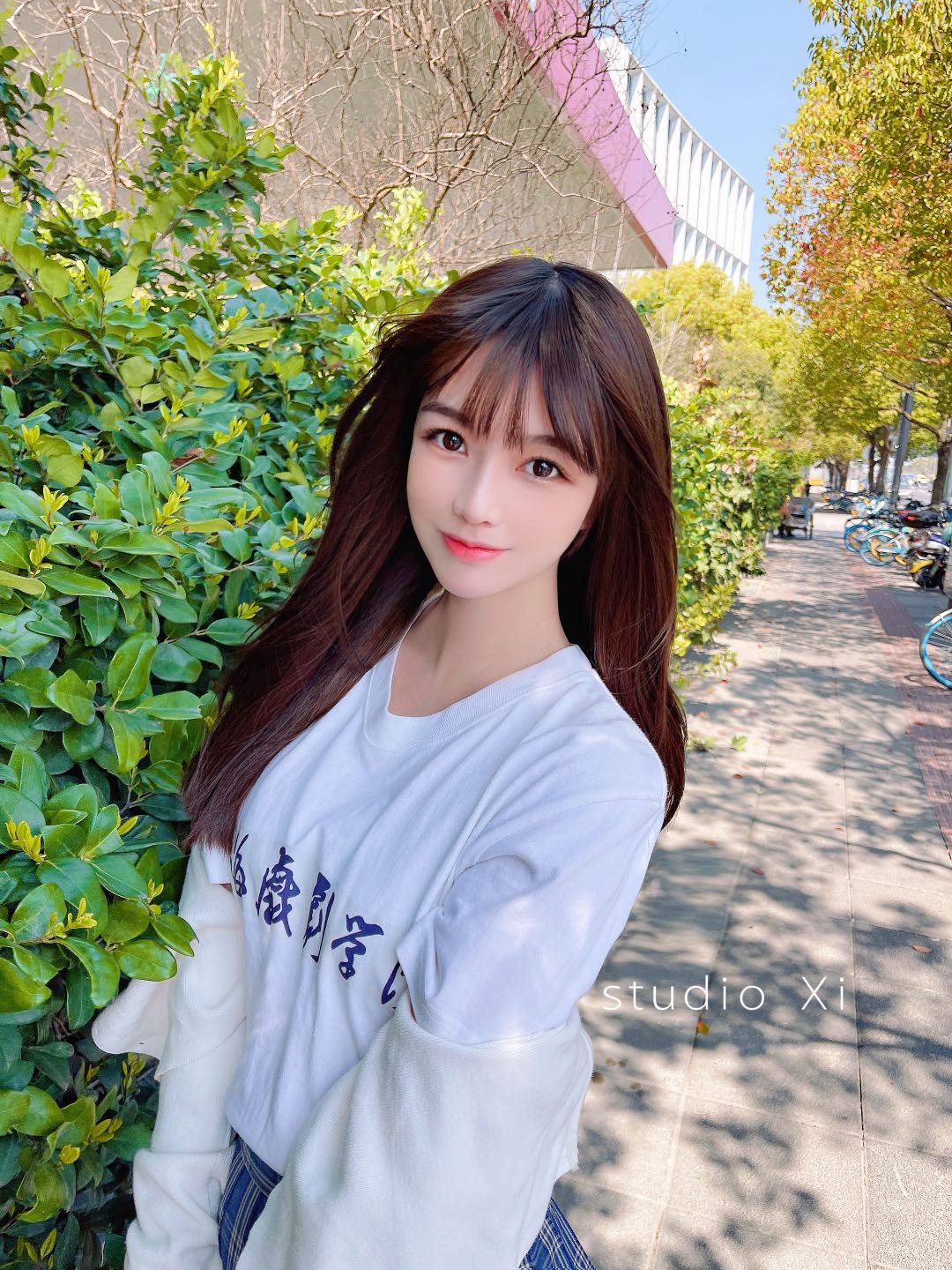 老板带我探秘上海足疗，体验非凡按摩之旅